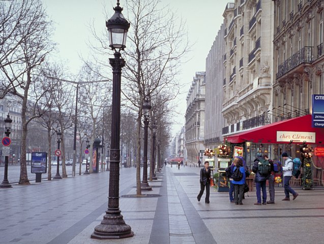 12-7 Avenue des Champs-Elysees, Paris, France, March 1998/ Leica Minilux 40mm Kodak EB-2
