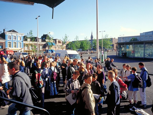 14-8 Delft Station, Delft, the Netherlands, May 2001/ Bessa R 25mm Kodak EBX
