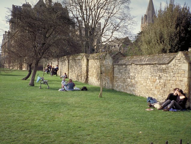 19-9 Oxford, United Kingdom, March 1999/ Contax T2 35mm Kodak Film ED-3