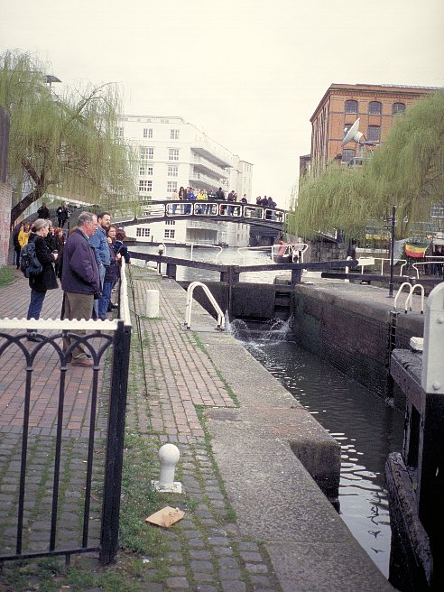 5-5 Camden, London, United Kingdom, March 1999/ Contax T2 35mm Kodak Film TBD
